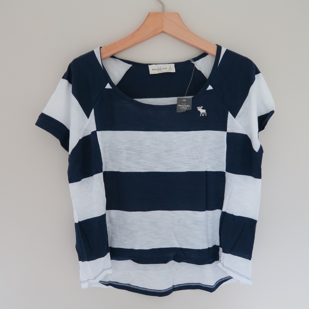 🆕 Abercrombie Navy White Oversized Crop Tee S New